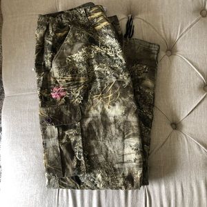Ladies Camo Pants